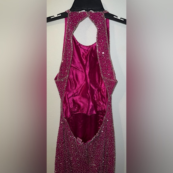NWOT: Stunning Scala Fuchsia Sequined Long Backless Gown! Size Medium. 💖 - Picture 4 of 16